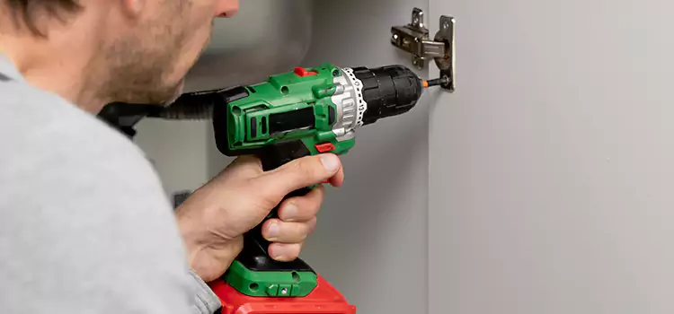 Commercial Door Hinge Repair Chaska