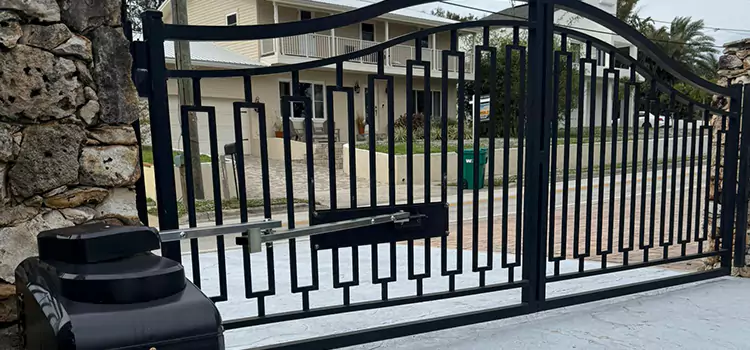 Swing Gate Opener with Keypad Chaska
